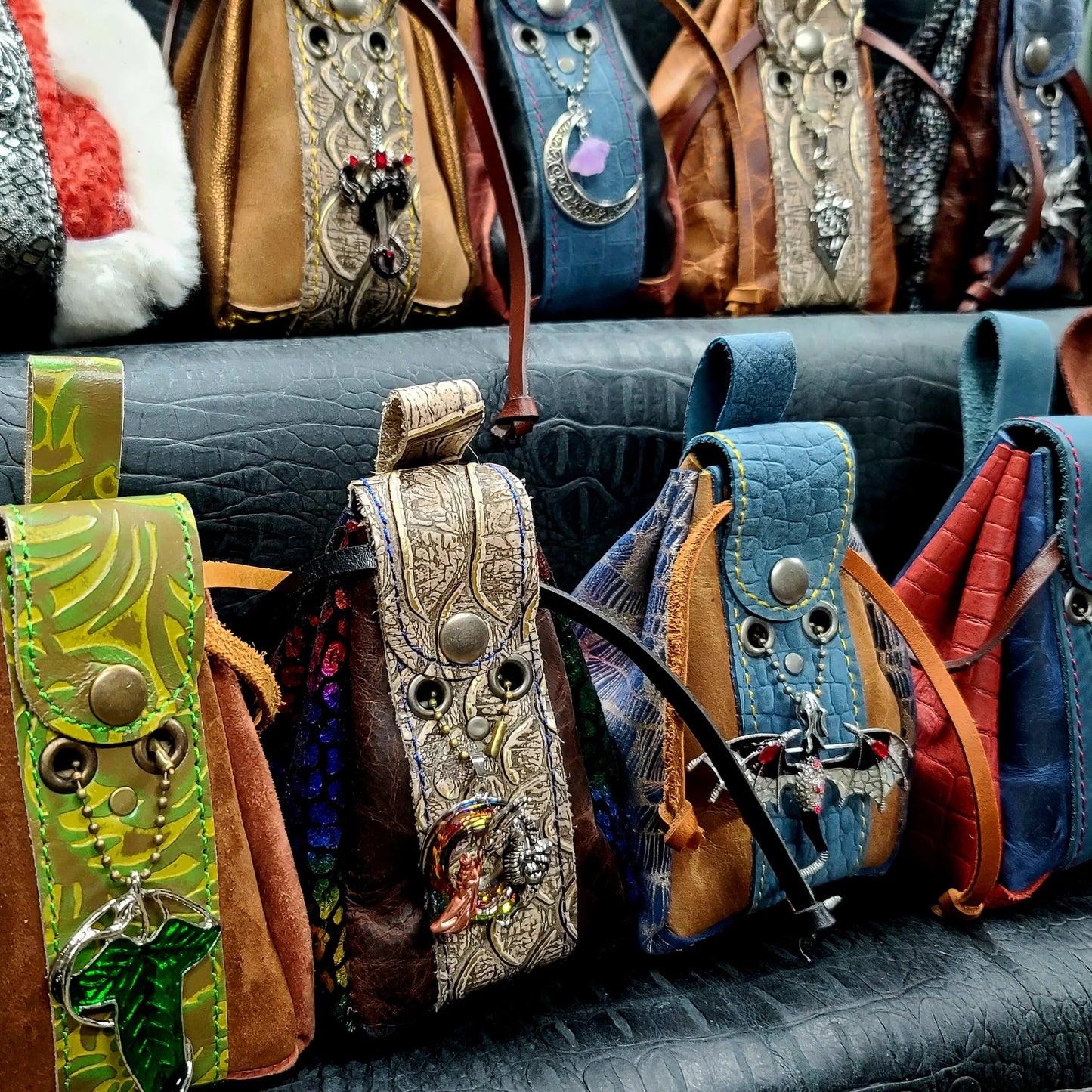 Grimbeard Leather: Dice Bag - Square, Charm & Snap, Flat Bottom, Standing (Assorted Styles)