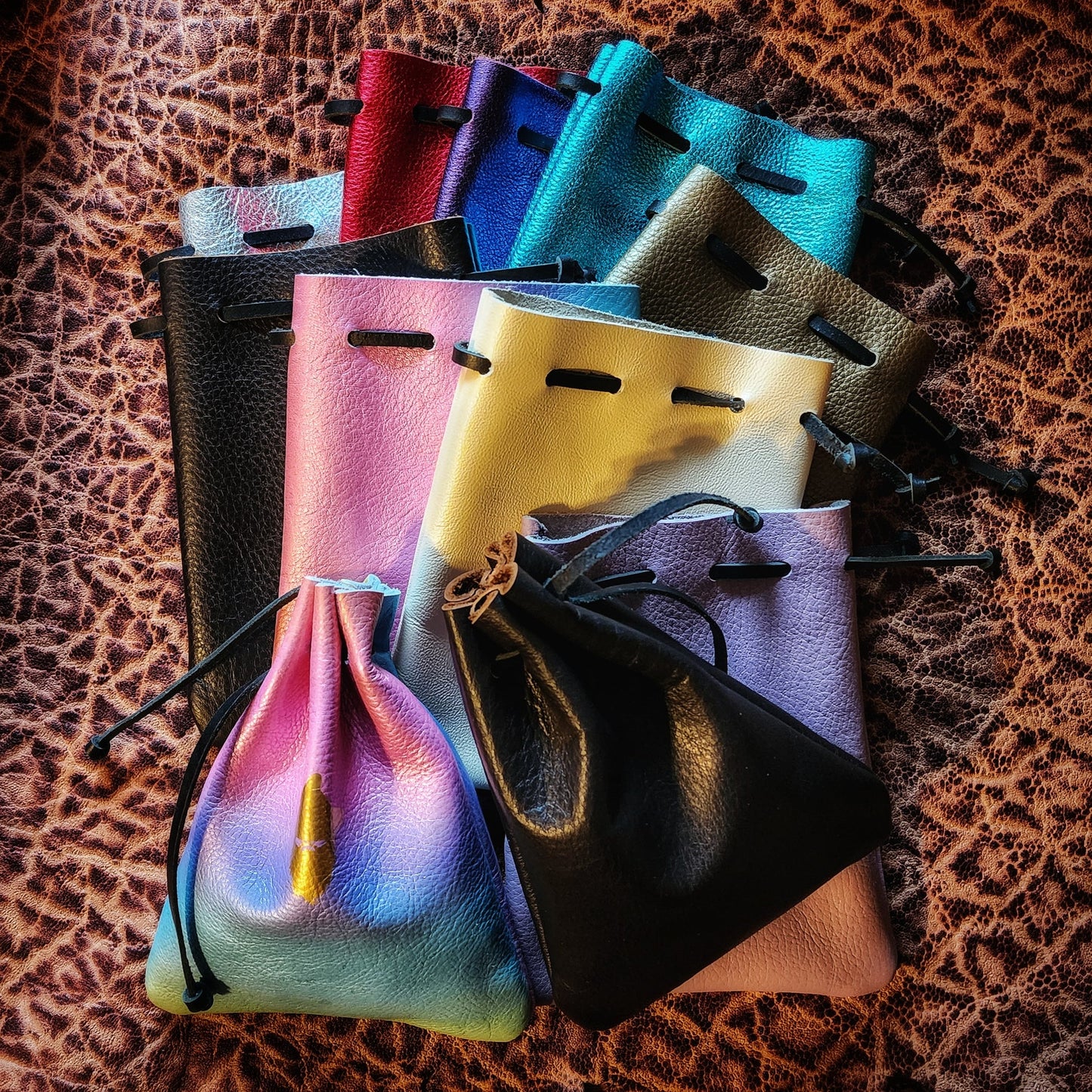 Grimbeard Leather: Dice Bag - Flat, Medium (Assorted Styles)