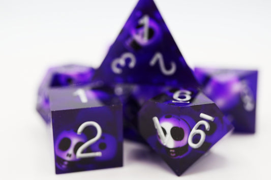 Sharp Edge Resin RPG Dice Set - Purple Skulls